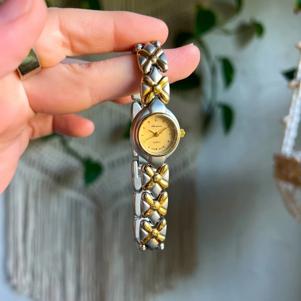 Ronica Two-Tone Quartz Watch – Butterfly Link Band – Small 6” Wrist – Japan